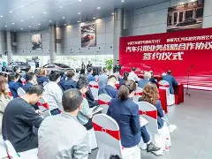 ayx-包含新疆广汇官宣签约备战国王杯今夜纽卡斯尔单刀错失，拜仁慕尼黑单刀错失直接炸裂的词条